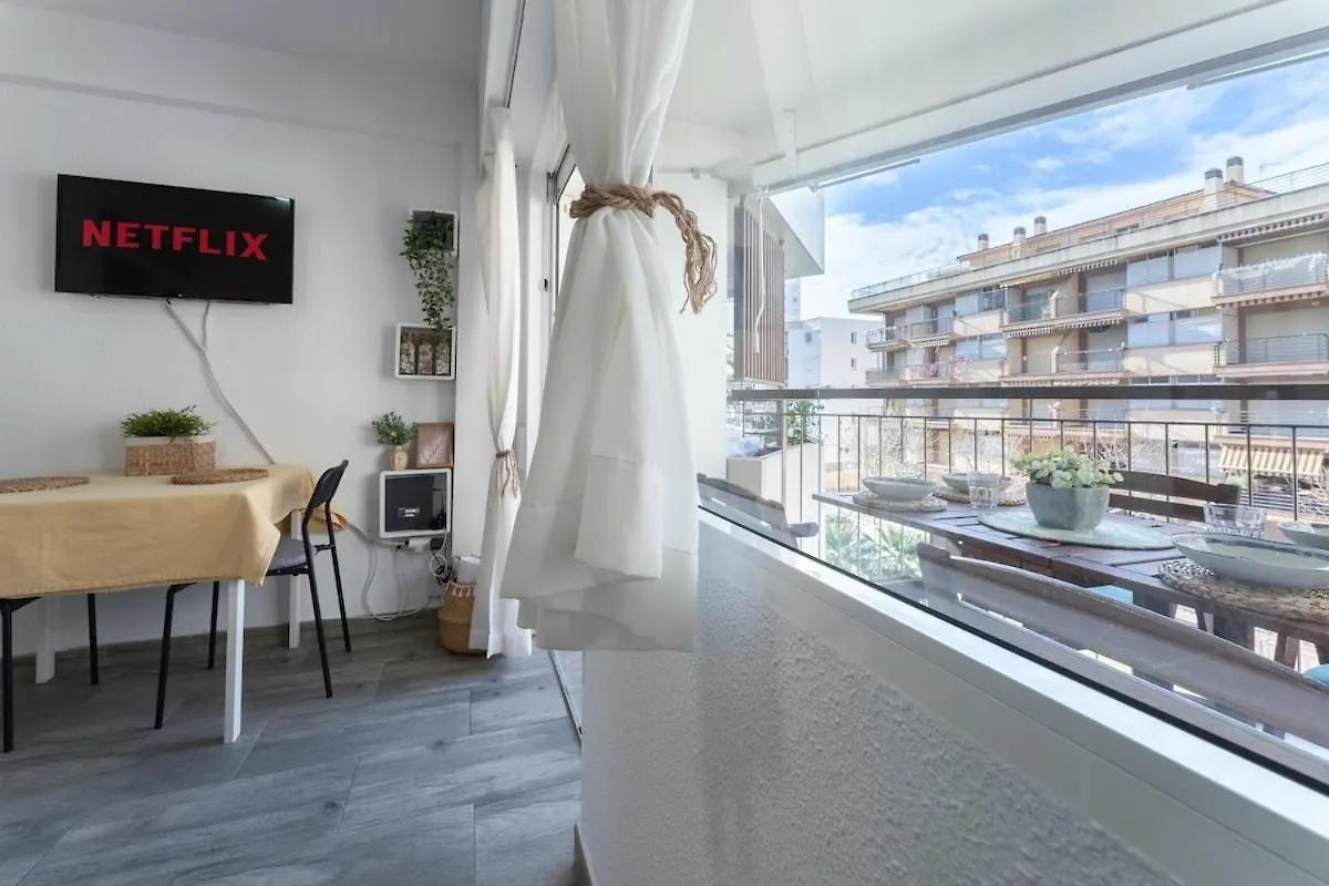 Salou Seafront! Private Terrace - Ac & Wifi Apartment Spain