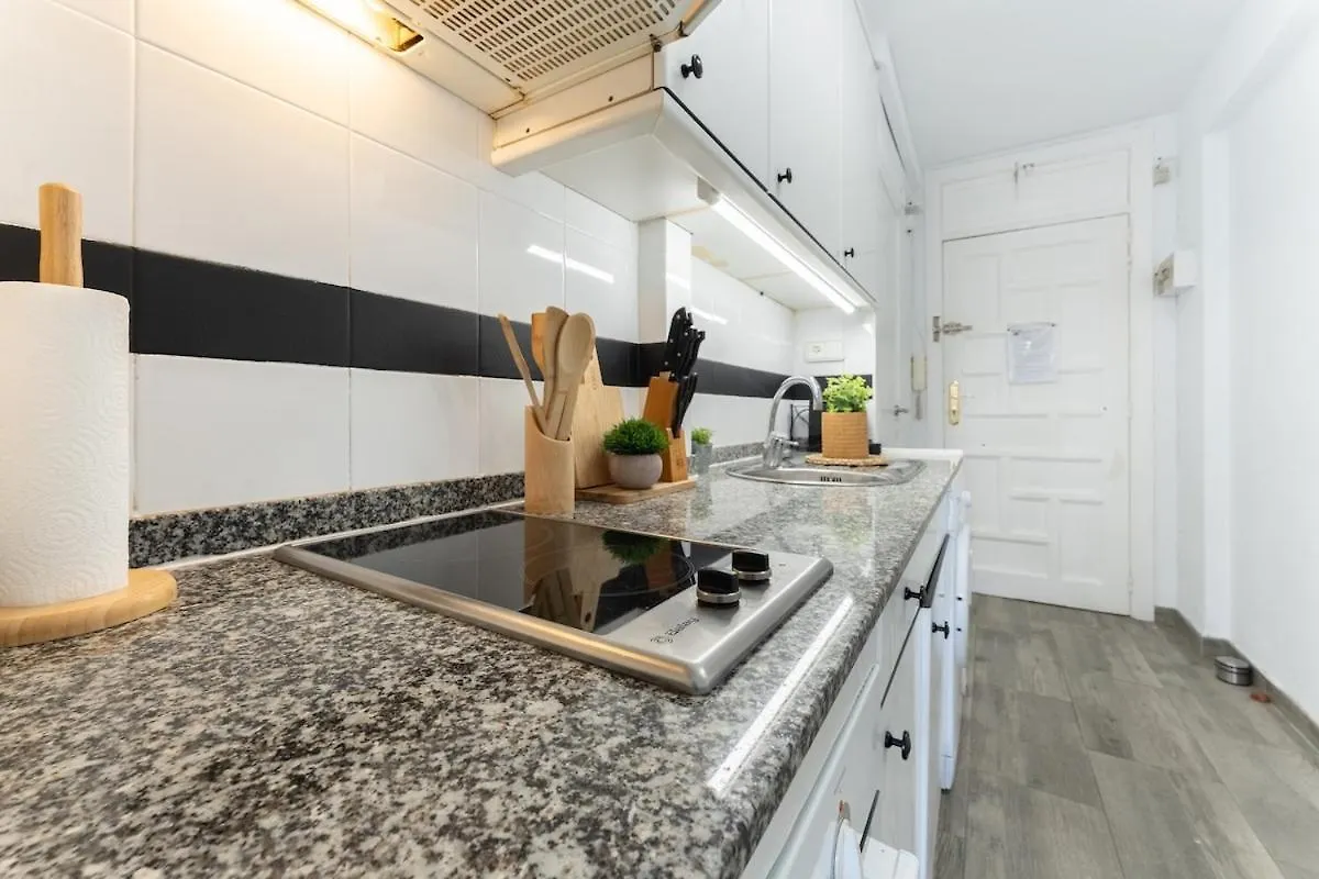 Salou Seafront! Private Terrace - Ac & Wifi Apartment 0*,