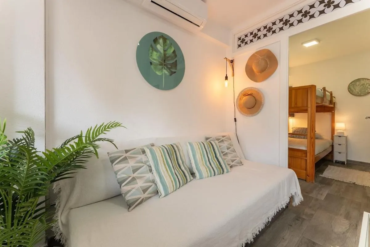 Salou Seafront! Private Terrace - Ac & Wifi Apartment Spain